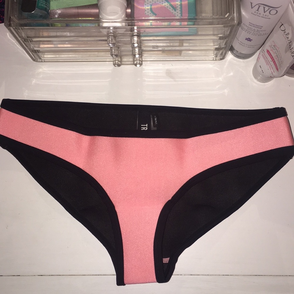 Triangl Swim Set